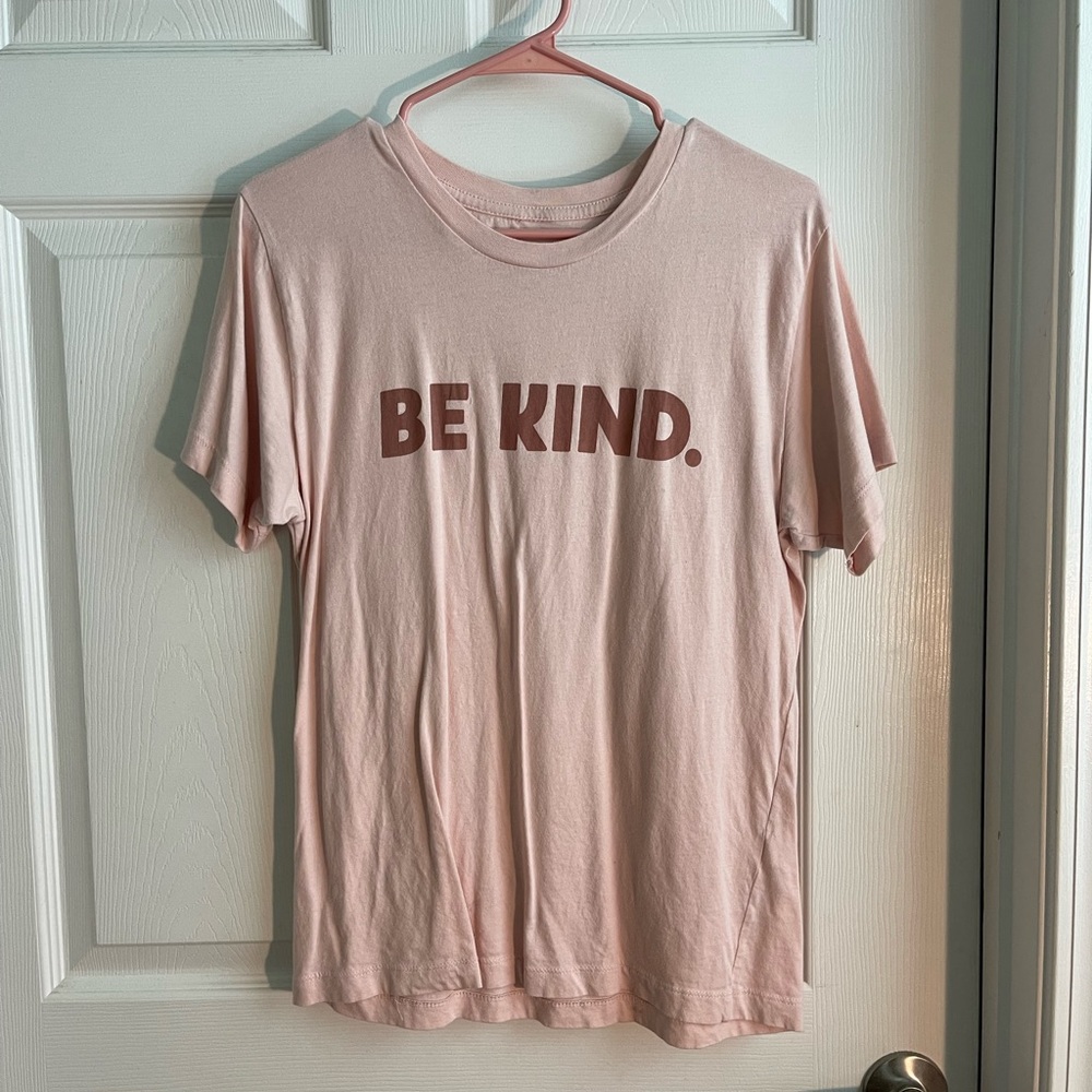 boutique graphic tee